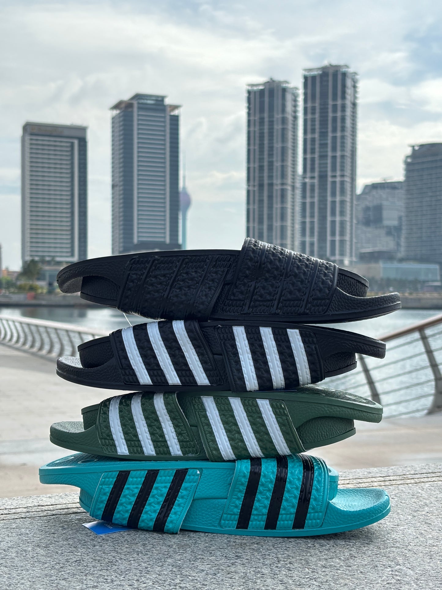 ADiLETTE SLIDES