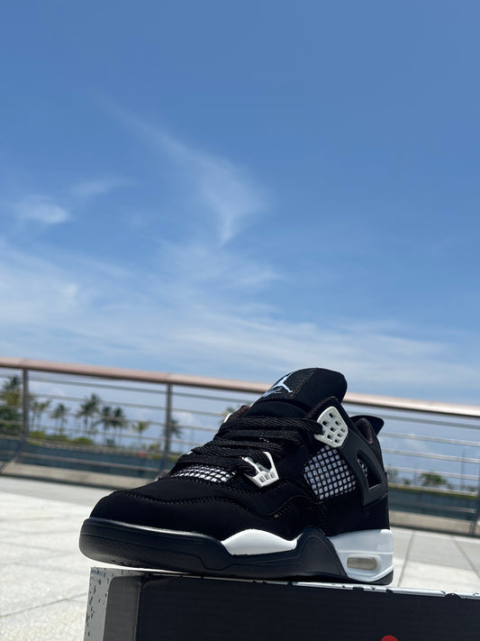 AIR JORDAN RETRO 4