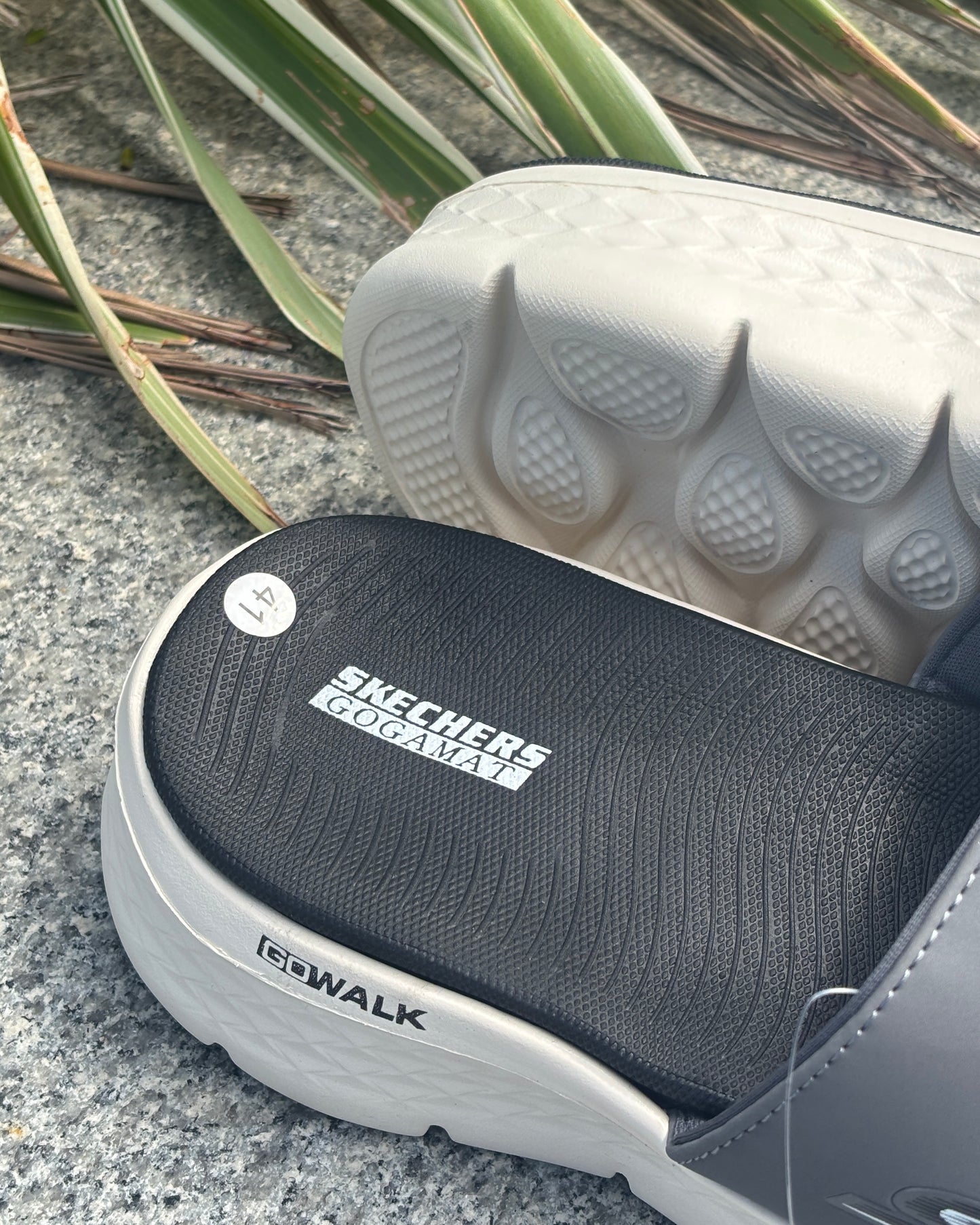 SKECHERS GO-WALK MASSAGE FIT SLIDES