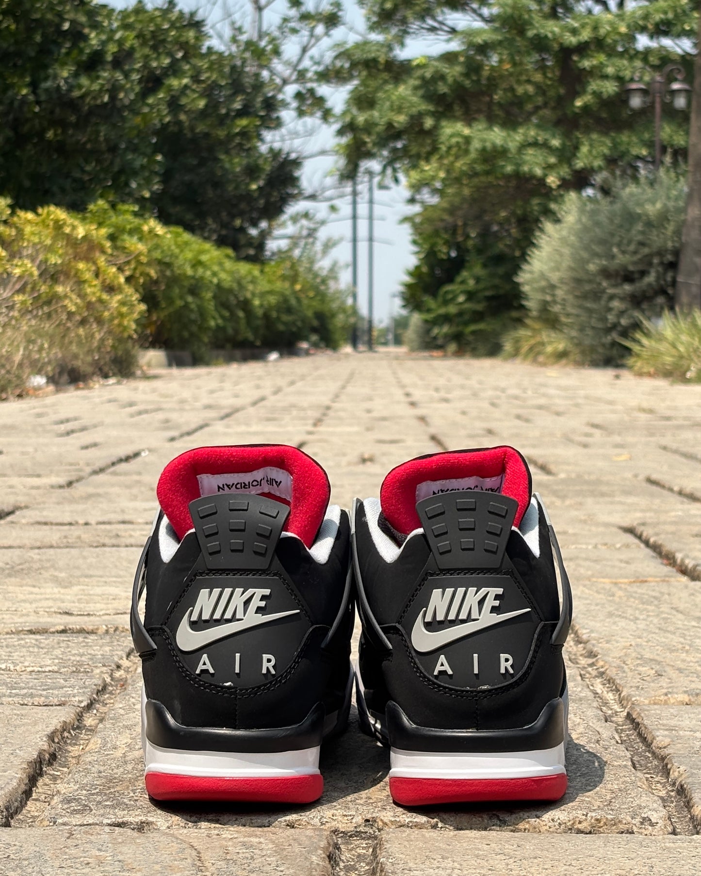 AIR JORDAN RETRO 4- PREMIUM