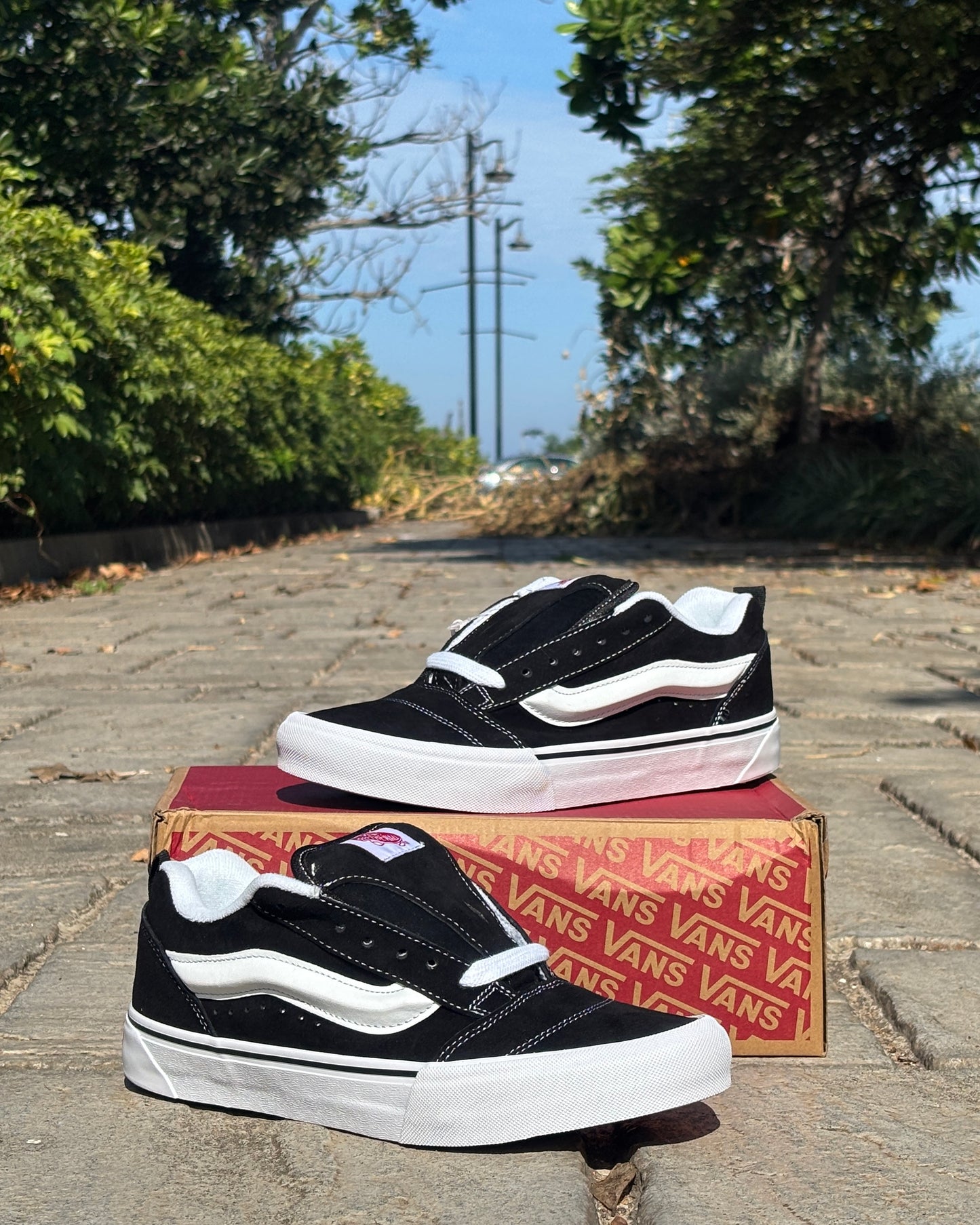 VANS KNU SKOOL - B/W