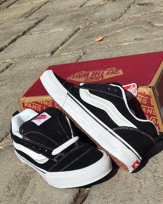 VANS KNU SKOOL - B/W