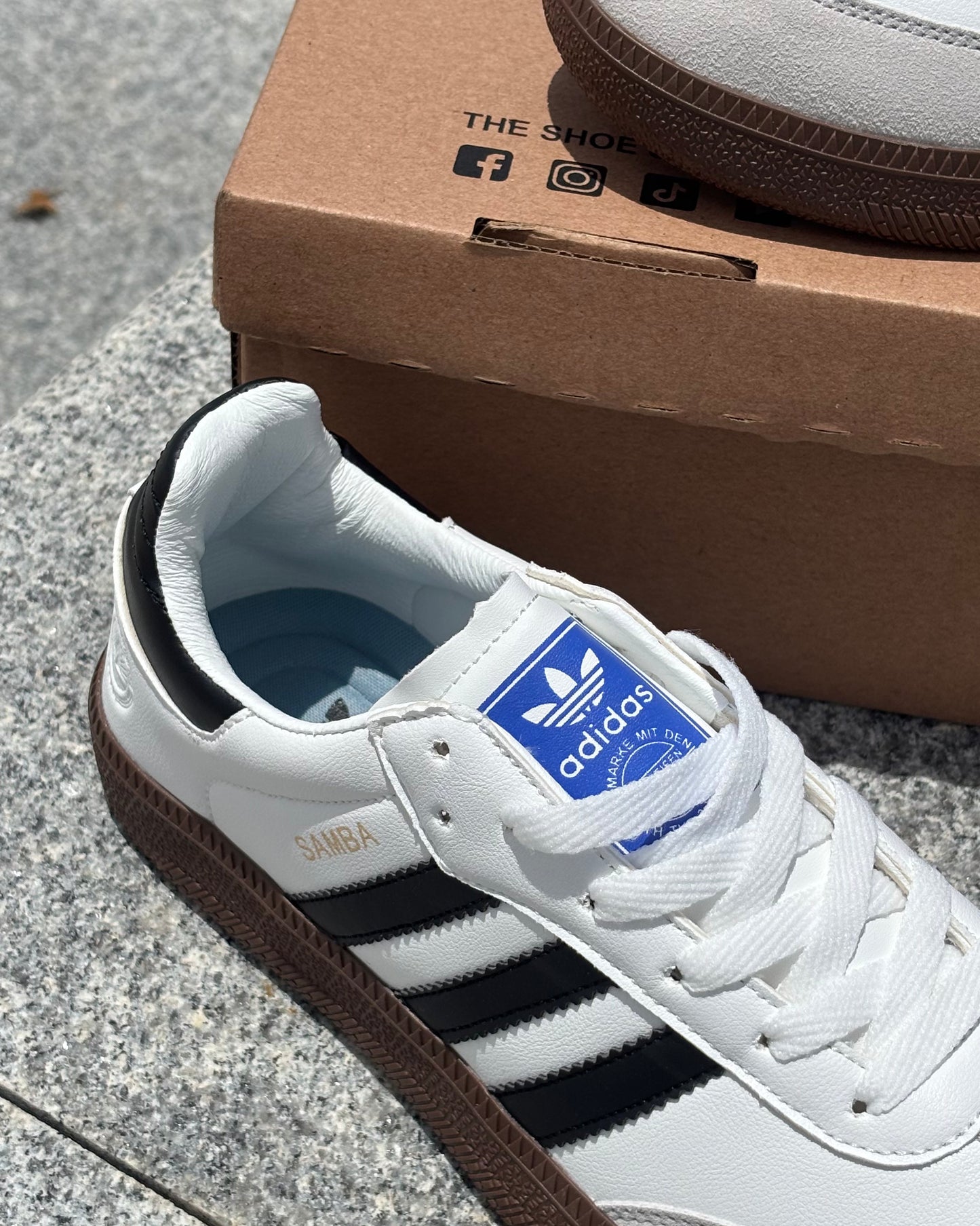 SAMBA- WHITE