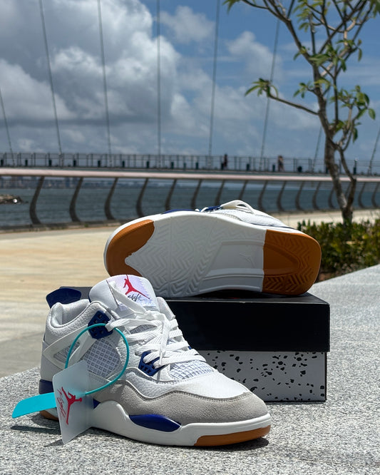 AIR JORDAN RETRO 4- WHITE/BLUE