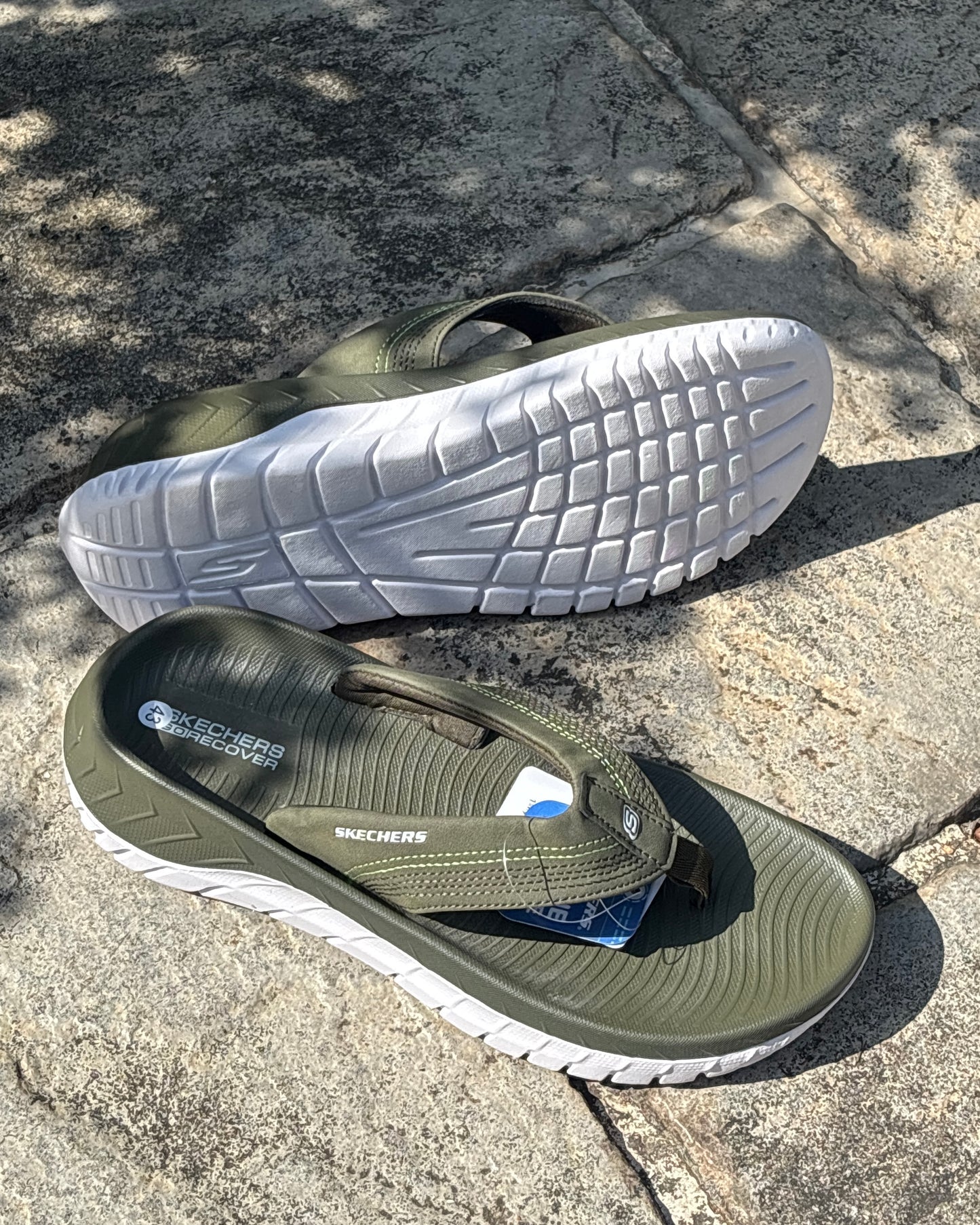 SKECHERS RECOVERY FLIP-FLOPS